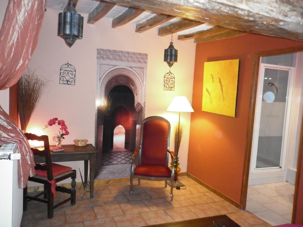 Hotel La Chartreuse Poilly-sur-Tholon Exterior foto